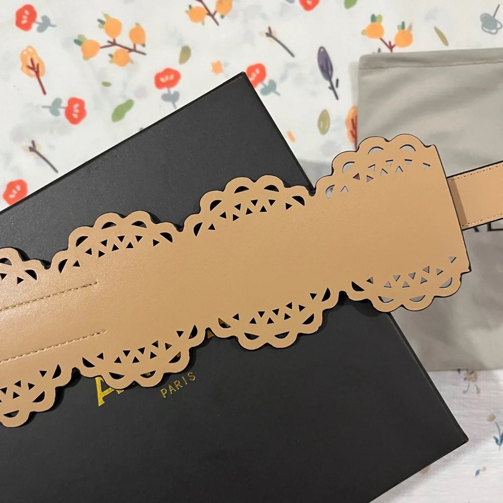 Alaïa Black Scalloped Laser-Cut Leather Waist Belt